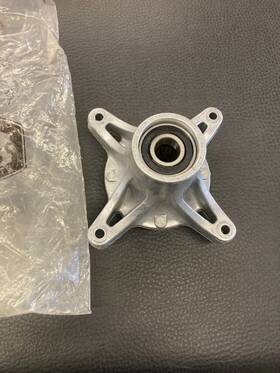 117-7439 Toro 139-3214 Genuine Oem Part Spindle Assembly New
