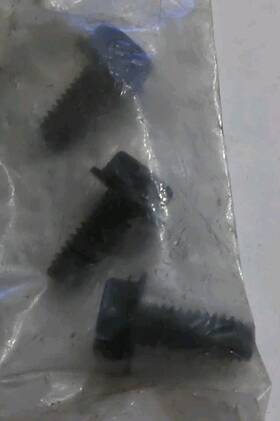 32144-70 Toro 3 Genuine Screws