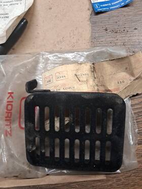 34-7480 Toro Lawn Boy Gas Trimmer Muffler Cover