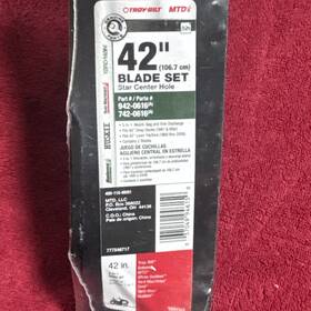 490-110-y108 Troy-bilt High Lift Blade Set For Select 42 Inch Riding Mowers With 6-pt Star Oem