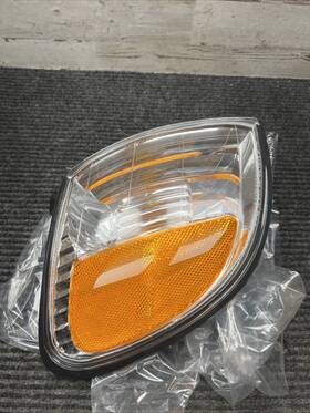 18-5477-00 Tyc 762405605241 Turn Signal Assembly