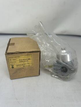 214-62401-10 Wisconsin Robin Nos Open Box Oem Genuine Carburetor Made In Japan