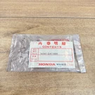 Honda Genuine Oem Governor Spring / 16561-ZA1-000. Fixed Price $5.00.